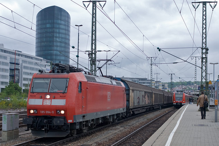 185 094 bei km 15,6 (Mai 2010)