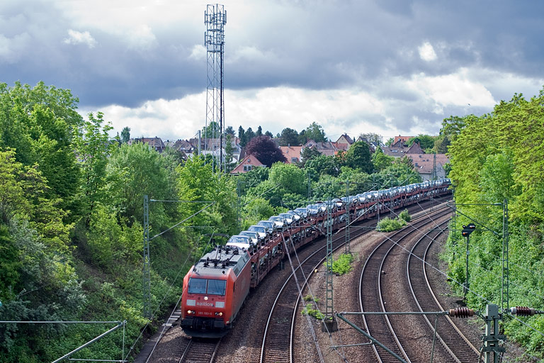 185 193 mit CSQ 60090 bei km 14,6 (Mai 2010)