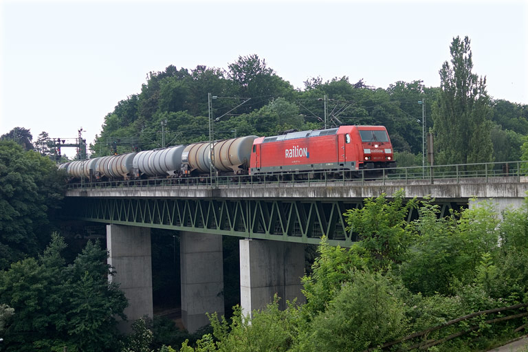 185 217 bei km 14,6 (Juni 2010)