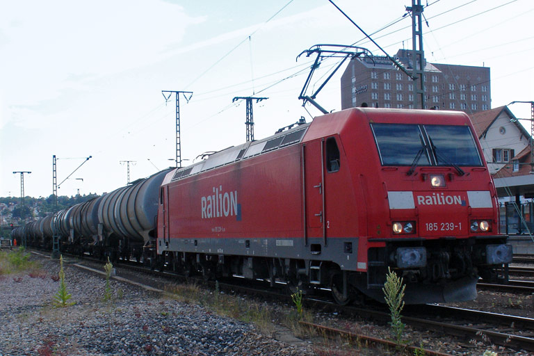 185 239 bei km 15,6 (Juli 2010)