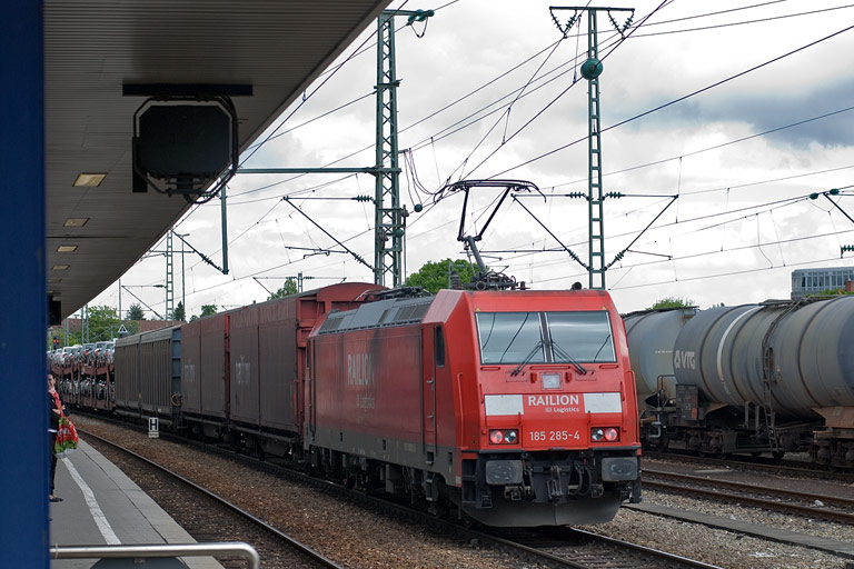 185 285 mit CSQ 60080 bei km 15,8 (Mai 2010)