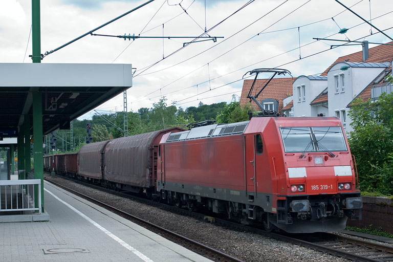 185 319 mit FE 44691 bei km 16,8 (Mai 2010)