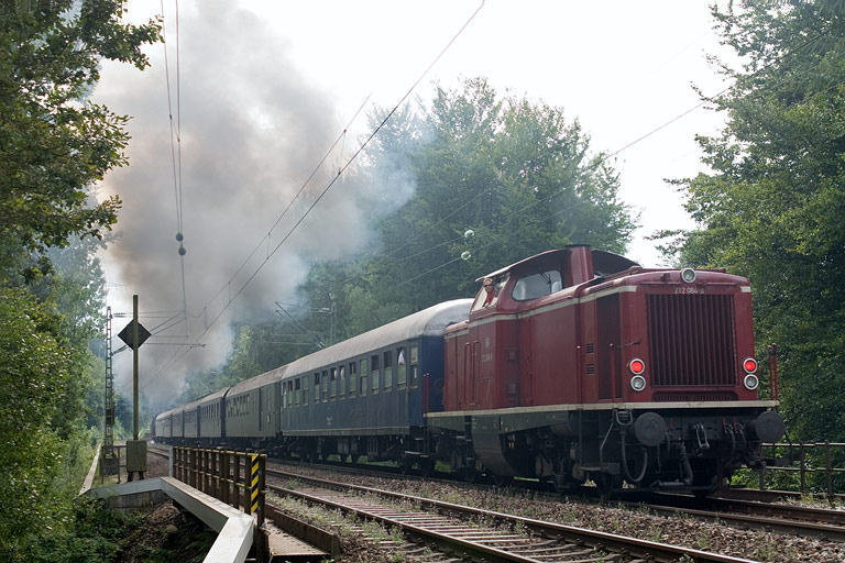 212 084 mit DPE 87796 bei km 18,4 (August 2010)
