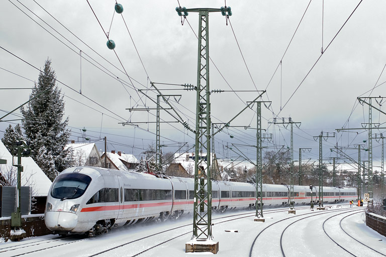 Baureihe 411 als ICE 185 bei km 16,6 (M&auml;rz 2010)