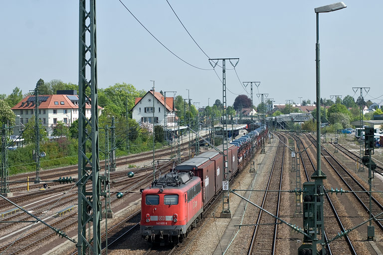 140 600 mit CSQ 60090 bei km 15,8 (April 2011)
