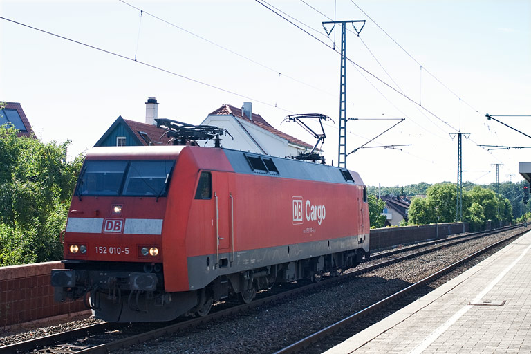 152 010 bei km 16,6 (Juli 2011)
