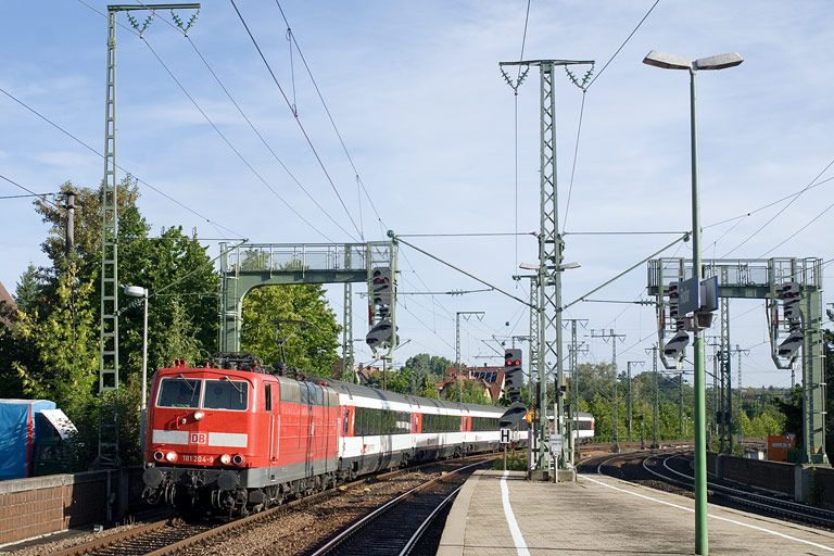 181 204 mit IC 181 bei km 16,6 (August 2011)