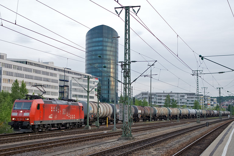 185 090 bei km 15,6 (Mai 2011)