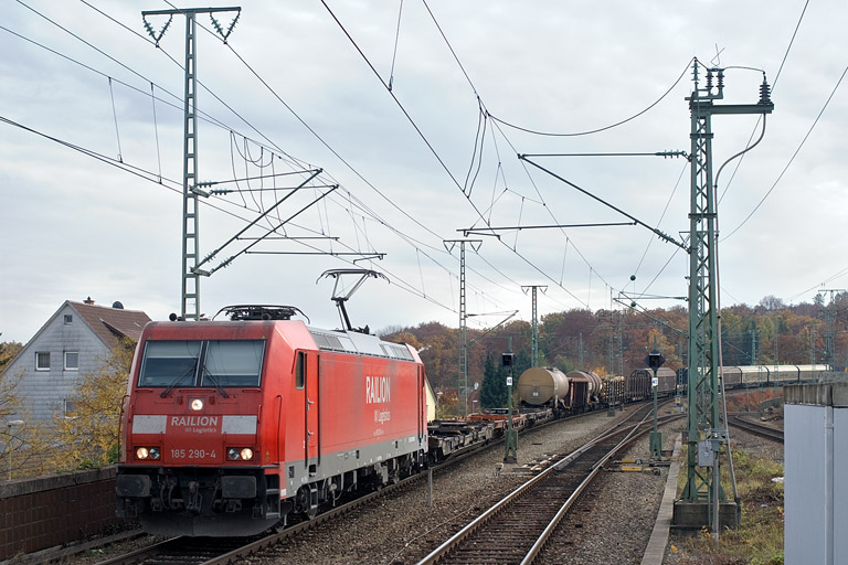 185 290 mit FE 44696 bei km 16,8 (November 2011)