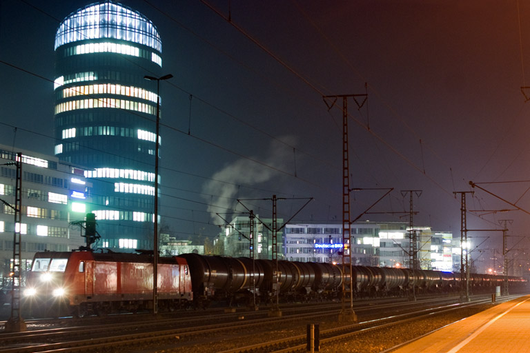 185 296 bei km 15,6 (November 2011)