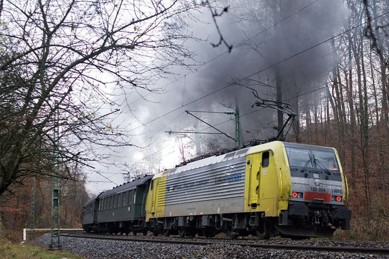 189 904 bei km 11,8 (Dezember 2011)