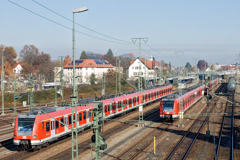 Baureihe 423 bei km 15,8 (November 2011)