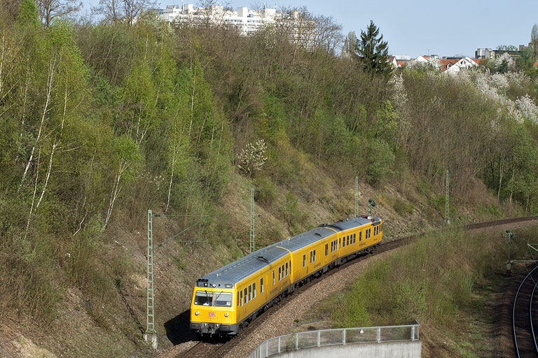 719 001/501 als NbZ 94141 bei km 13,8 (April 2011)