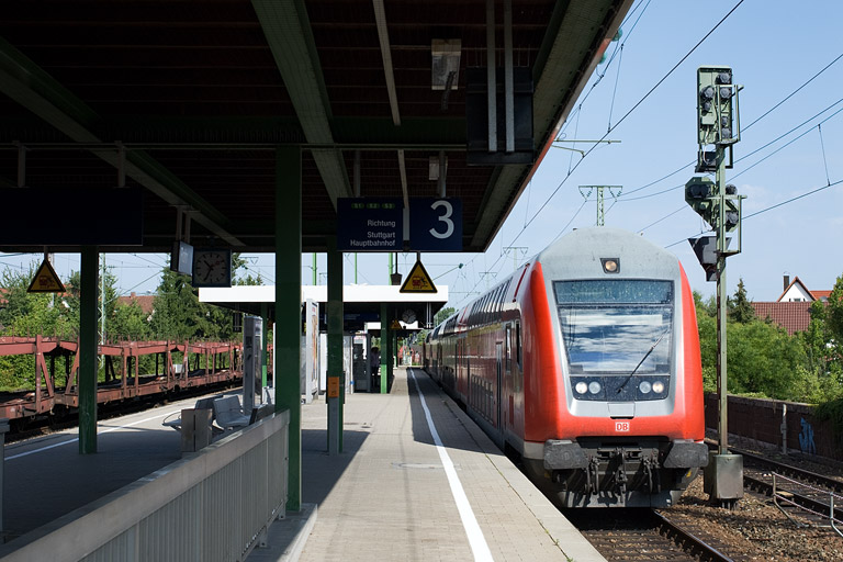 RE 19037 bei km 16,8 (August 2011)