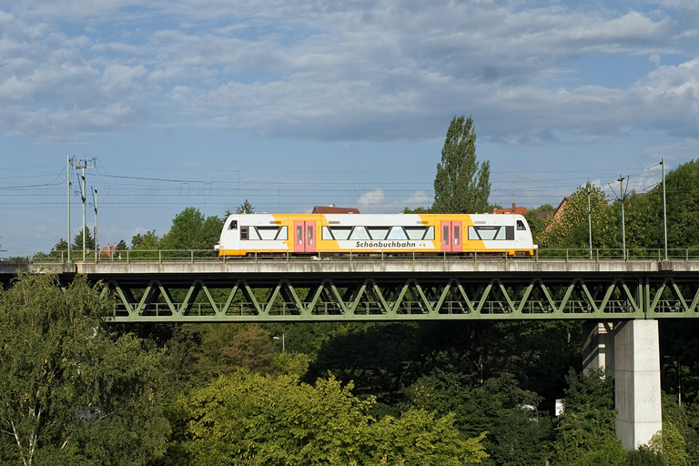 VT 423 als Tfzf 92025 bei km 14,6 (August 2011)