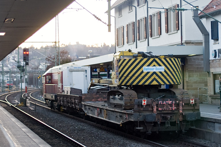 107 018 bei km 15,6 (Januar 2012)