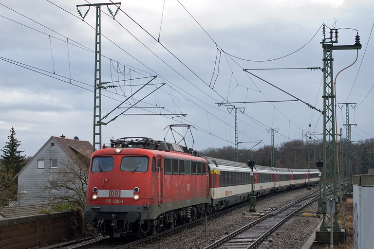 115 350 mit IC 280 bei km 16,8 (Januar 2012)