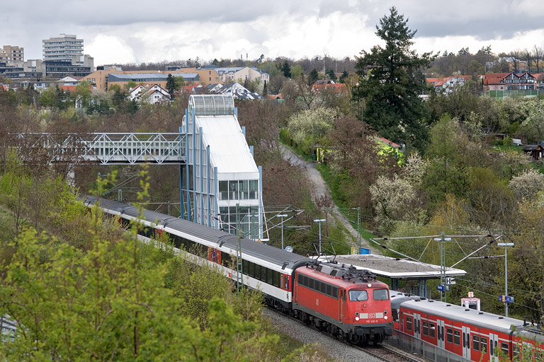 110 491 mit IC 187 bei km 14,2 (April 2012)