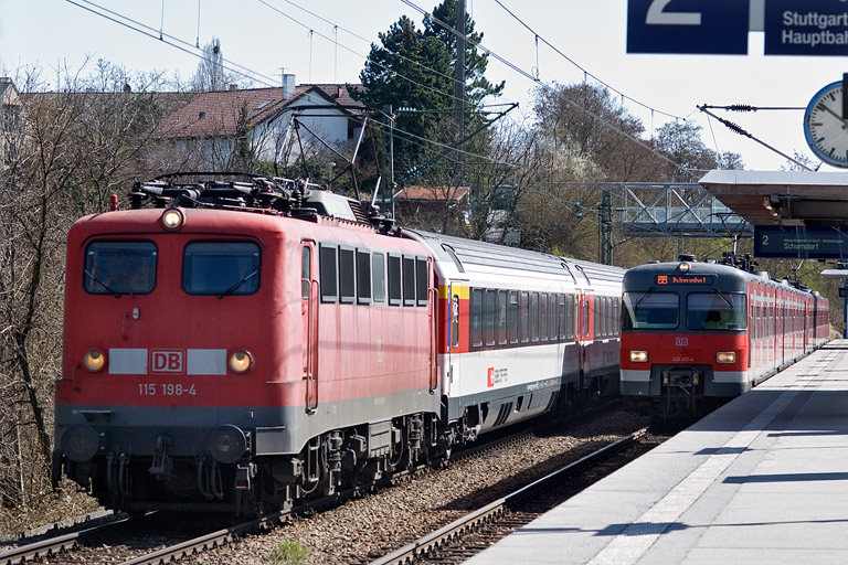 115 198 mit IC 280 bei km 14,2 (April 2012)