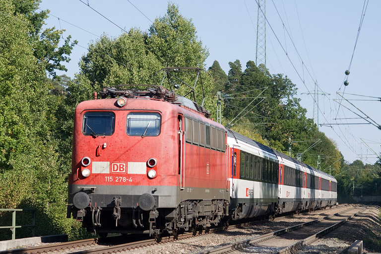 115 278 mit IC 281 bei km 22,2 (September 2012)