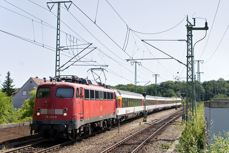 115 459 mit IC 280 bei km 16,8 (August 2012)