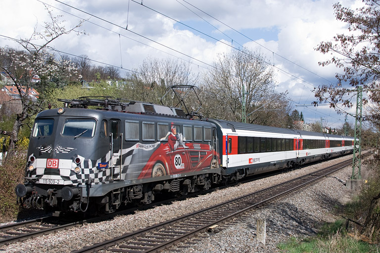 115 509 mit IC 187 bei km 12,8 (April 2012)