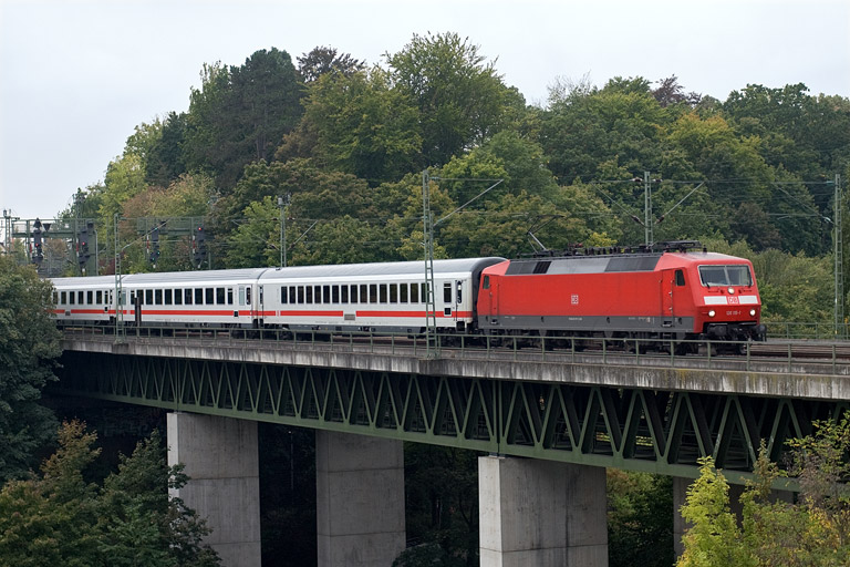 120 115 mit IC 280 bei km 14,6 (Oktober 2012)