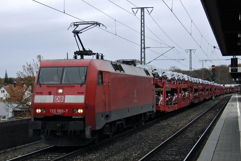152 009 mit GA 60090 bei km 16,8 (November 2012)