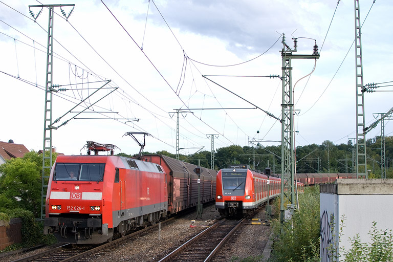 152 026 mit GA 60084 bei km 16,8 (August 2012)