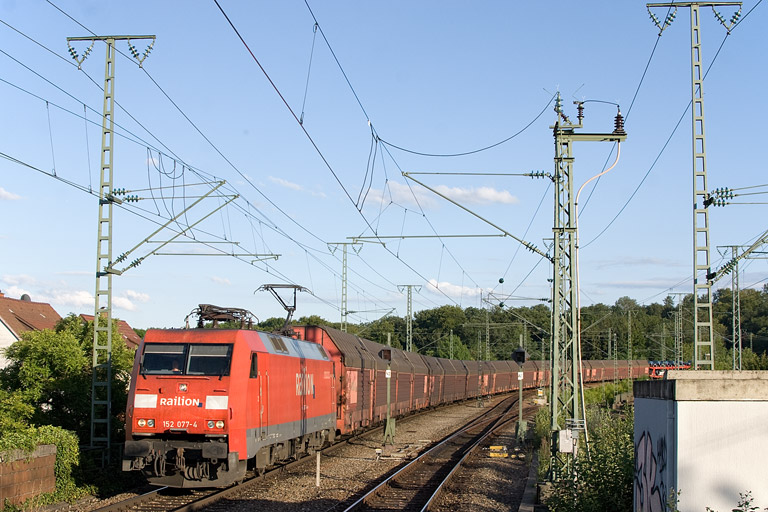 152 077 mit GA 60084 bei km 16,8 (Juli 2012)