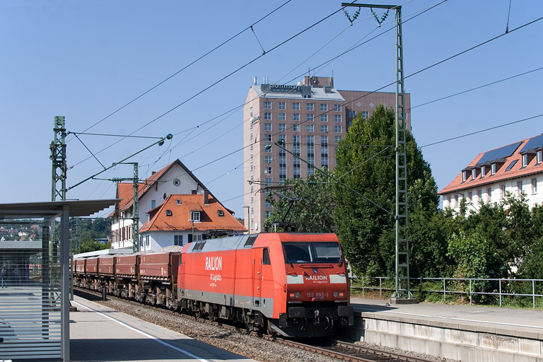 152 092 bei km 15,6 (August 2012)