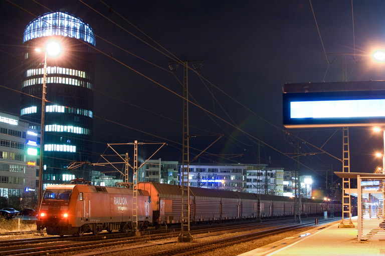 152 106 bei km 15,6 (November 2012)