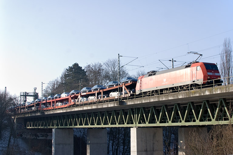 152 119 mit GA 60090 bei km 14,6 (Februar 2012)