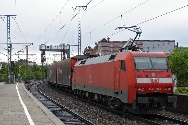 152 130 mit GA 60082 bei km 16,8 (Mai 2012)