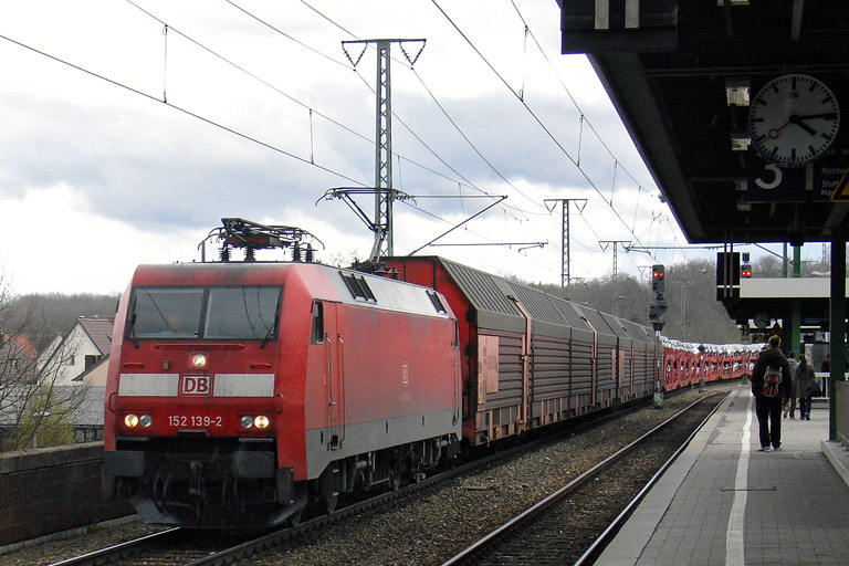 152 139 mit GA 60082 bei km 16,8 (April 2012)