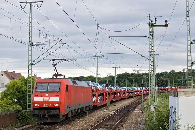 152 157 mit GA 60084 bei km 16,8 (Juli 2012)
