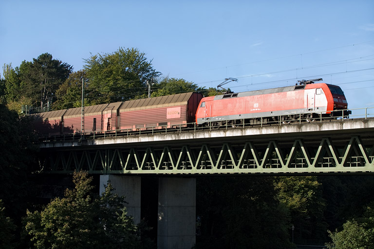152 166 mit GA 60090 bei km 14,6 (September 2012)