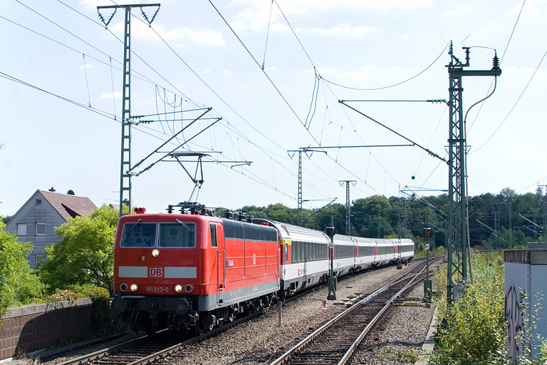 181 213 mit IC 280 bei km 16,8 (September 2012)