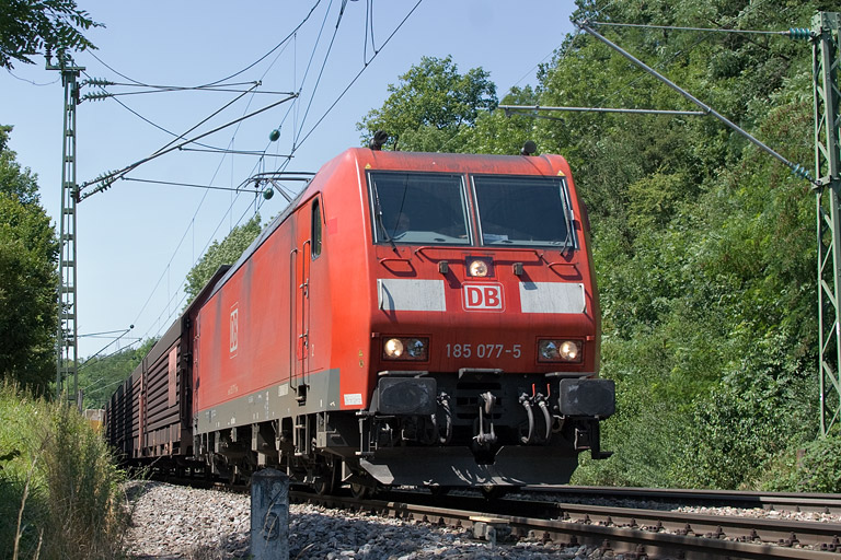 185 077 mit GA 60080 bei km 12,8 (Juli 2012)