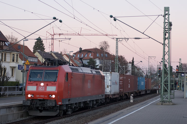185 092 mit KT 43163 bei km 15,6 (Januar 2012)