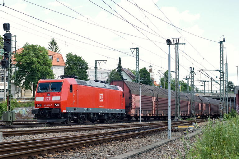 185 163 mit GA 62481 bei km 15,4 (Juli 2012)