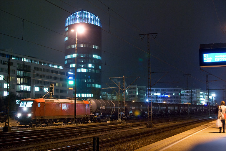 185 197 bei km 15,6 (November 2012)