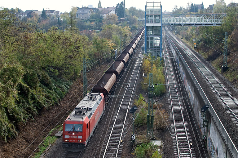 185 206 mit GB 62775 bei km 14,0 (November 2012)