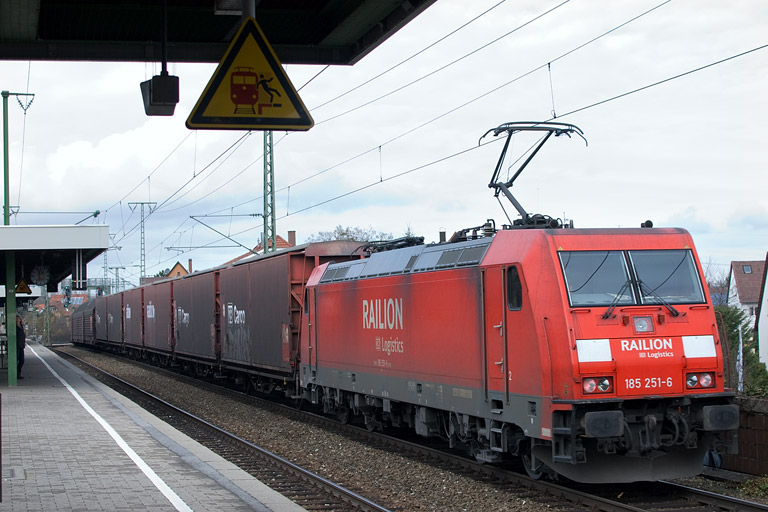 185 251 mit GA 60080 bei km 16,8 (November 2012)