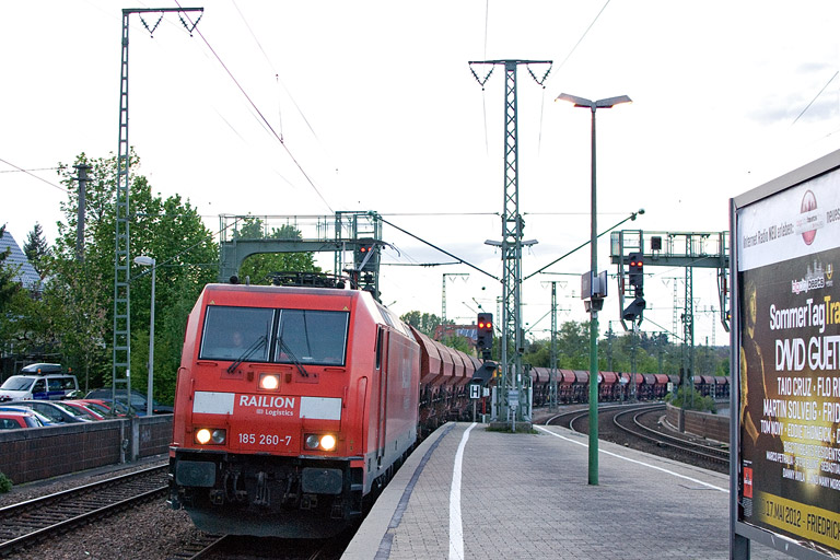 185 260 mit GB 62764 bei km 16,6 (Mai 2012)