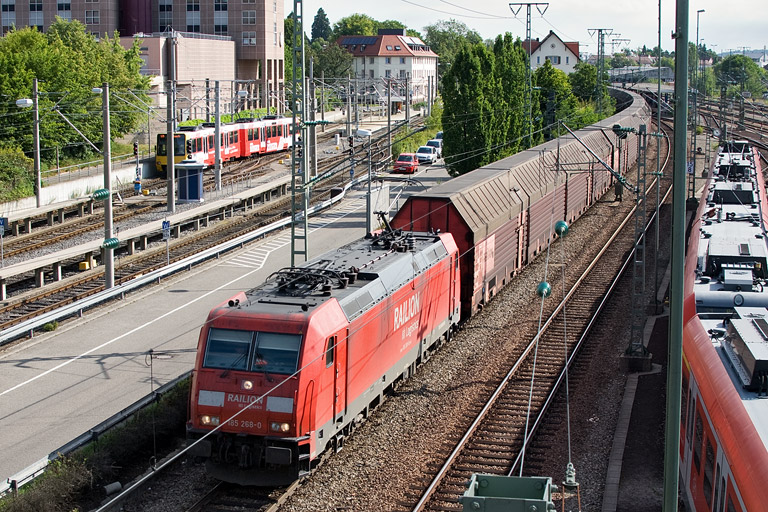 185 268 mit EK 56183 bei km 15,8 bei km 16,8 (August 2012)