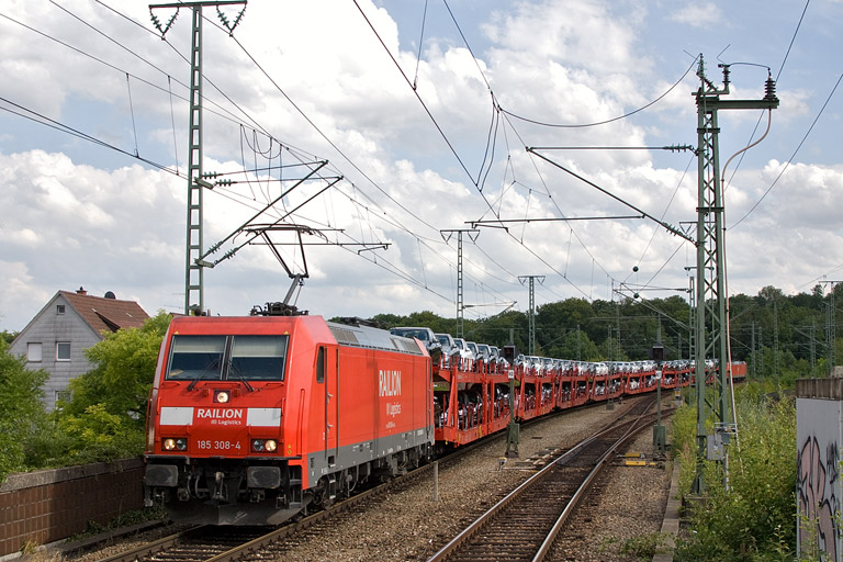 185 308 mit GA 60046 bei km 16,8 bei km 16,8 (August 2012)