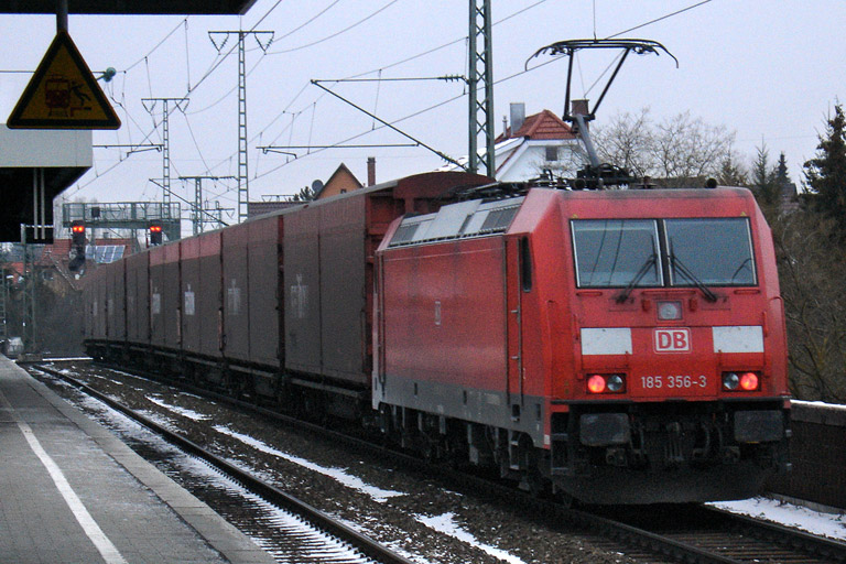 185 356 mit GA 60082 bei km 16,8 (Februar 2012)