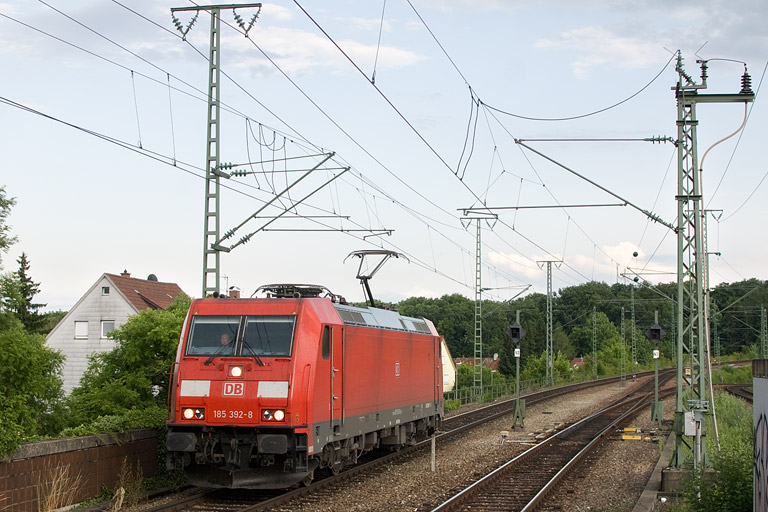 185 392 bei km 16,8 (Juni 2012)