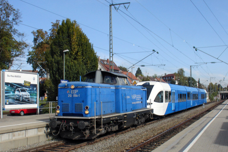 EGP 212 054 mit DbV 43346 bei km 15,6 (September 2012)